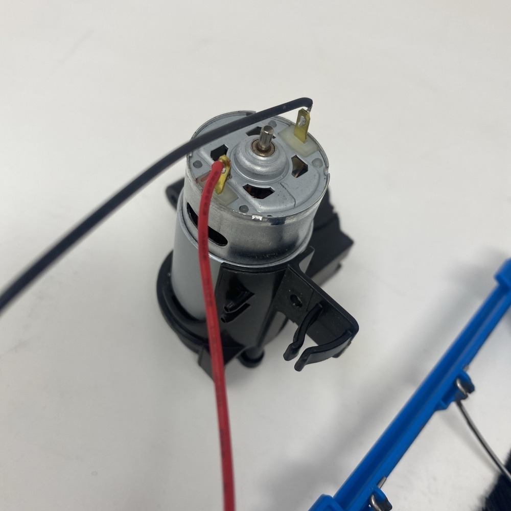 Genuine Shark Robotic Vacuum Cleaner AV752R01US -Brush Roller/Cover/Motor Parts! - Picture 4 of 4